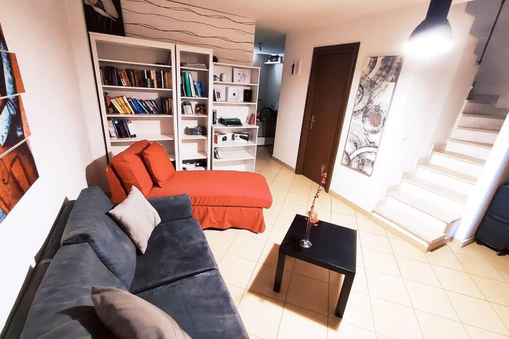 Large House 3 Floors City 'N Sea Vitinia Exteriér fotografie